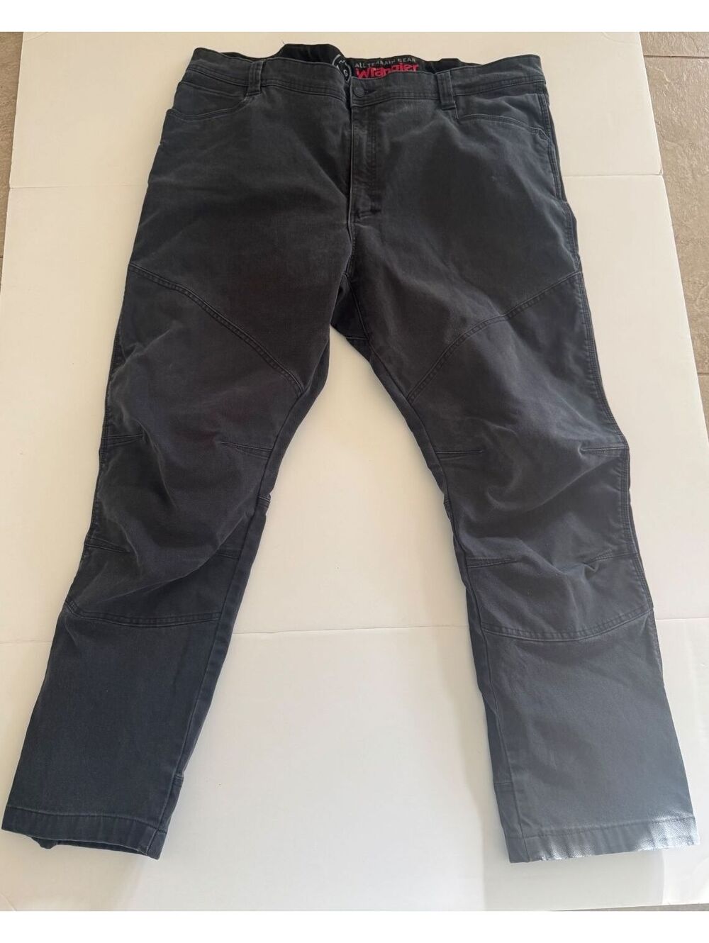 Wrangler ATG Men’s 44x30 Black All Terrain Utility Work Pants Stretch